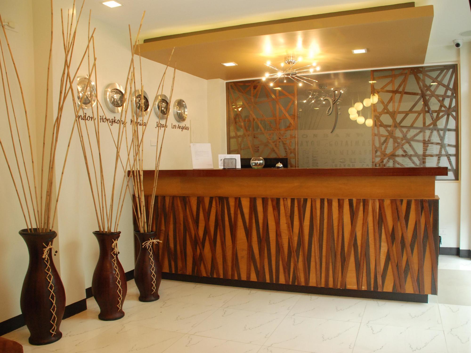Nao Hotel Тагайтай Экстерьер фото