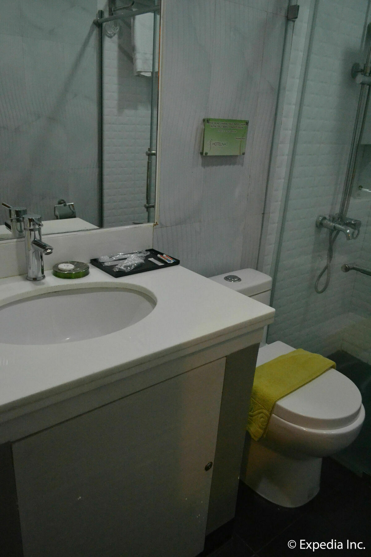Nao Hotel Тагайтай Экстерьер фото